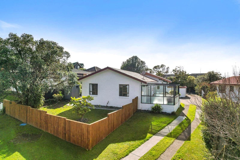 52A Albatross Road, Red Beach, Whangaparāoa - Carousel 1