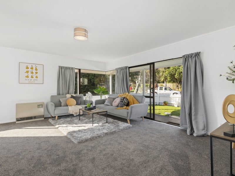 1/136 Rata Street, Naenae, Lower Hutt - Carousel 2