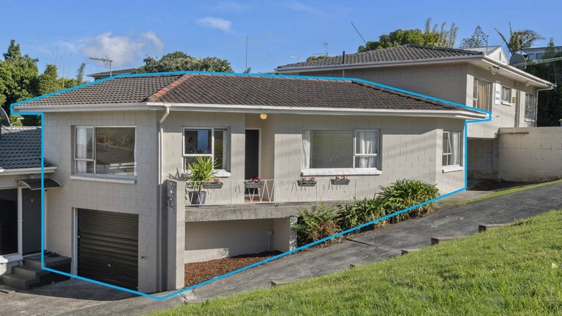 2/92 Lake Road, Northcote, Auckland - Carousel 1