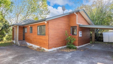 2/73 Bond Crescent, Forrest Hill, Auckland - Carousel 1