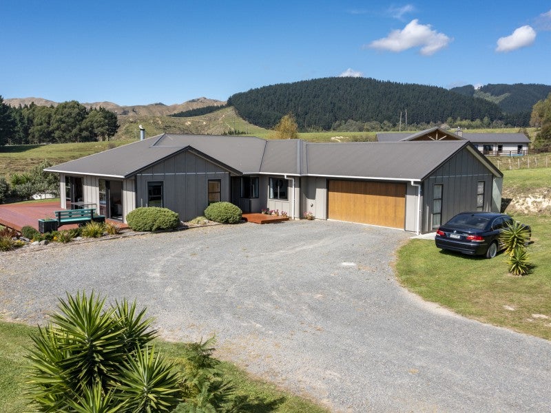 41 Serenity Lane, Koputaroa - Carousel 21