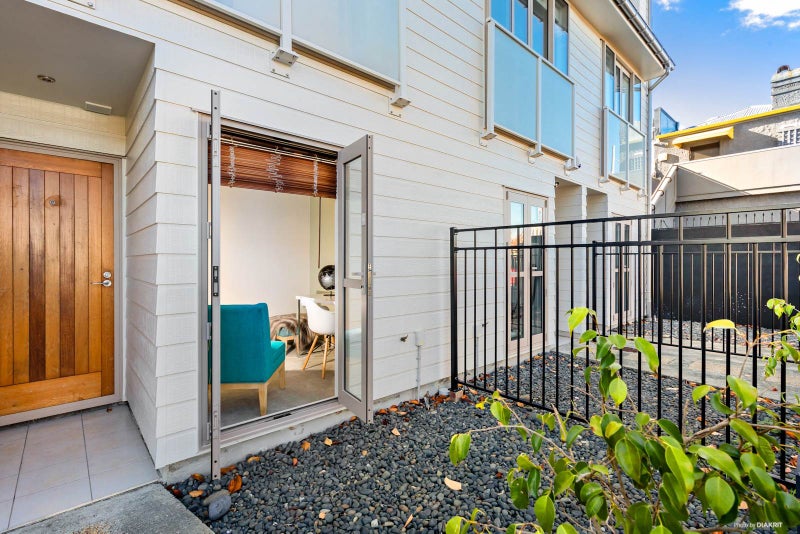 3/0 Haverstock Road, Sandringham, Auckland - Carousel 2