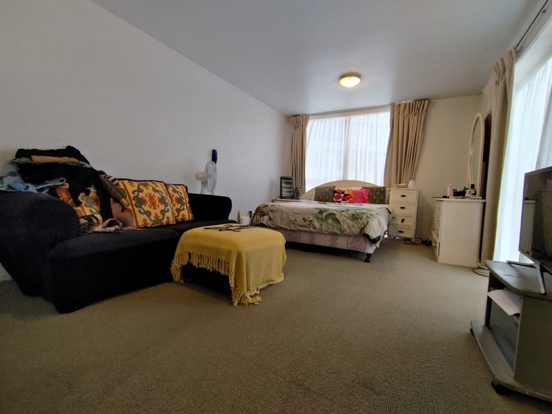 5D/3 Whitaker Place, Grafton, Auckland - Carousel 2