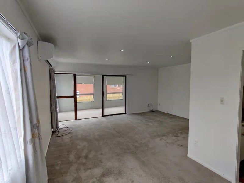 3/10 Aberfeldy Avenue, Highland Park, Auckland - Carousel 2