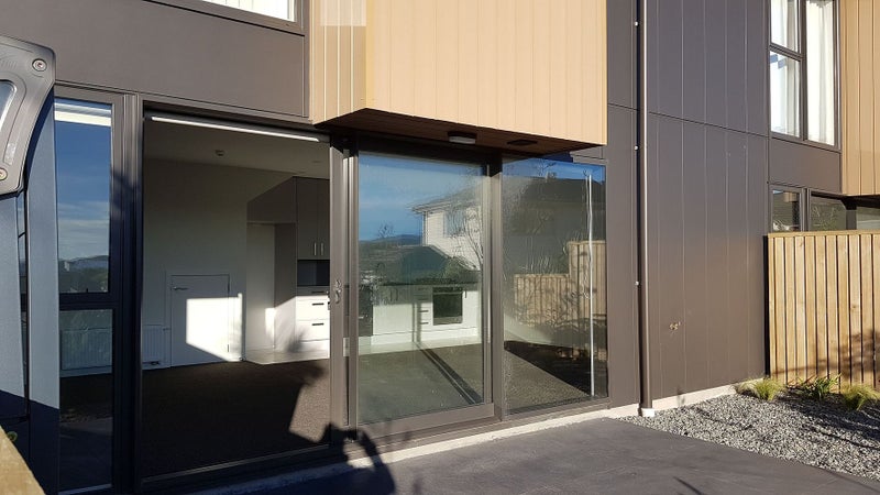 69 Woodridge Drive, Woodridge, Wellington - Carousel 1