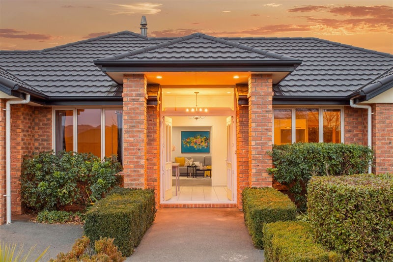 58 Kinsella Crescent, Aidanfield, Christchurch - Carousel 2