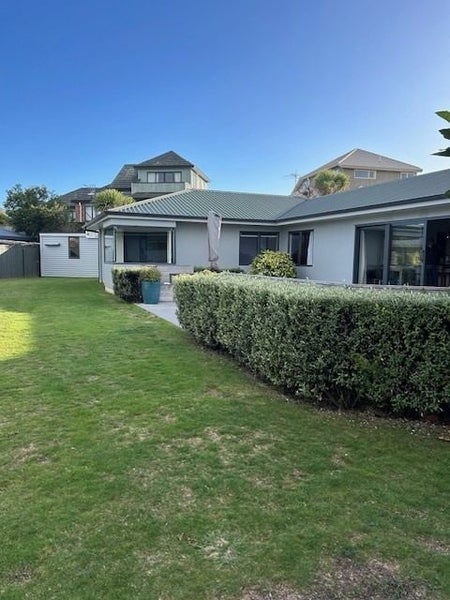 4 Padstow Place, Camborne, Porirua - Carousel 1