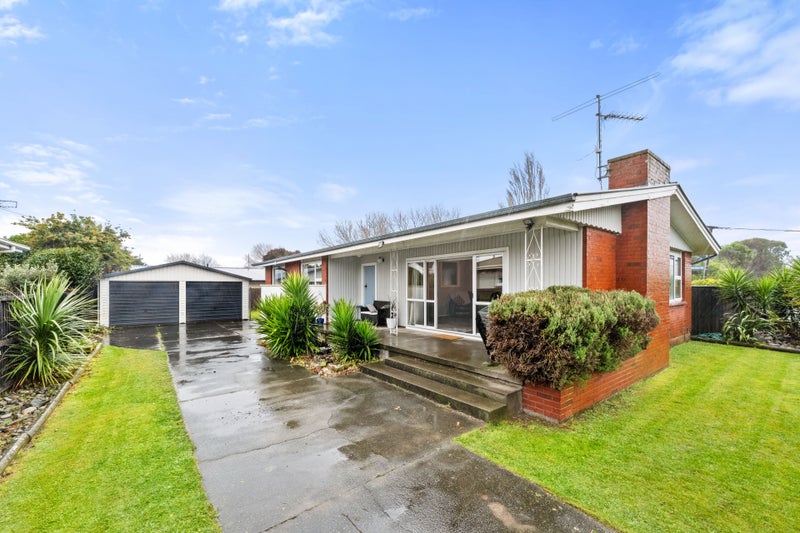 2 Birkenhead Street, Avonhead, Christchurch - Carousel 1