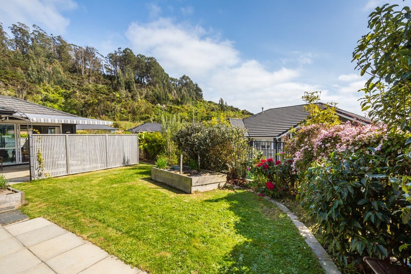 44 Banks Boulevard, Whitby, Porirua - Carousel 25