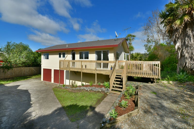 1/607 Whangaparaoa Road, Stanmore Bay, Whangaparaoa - Carousel 1