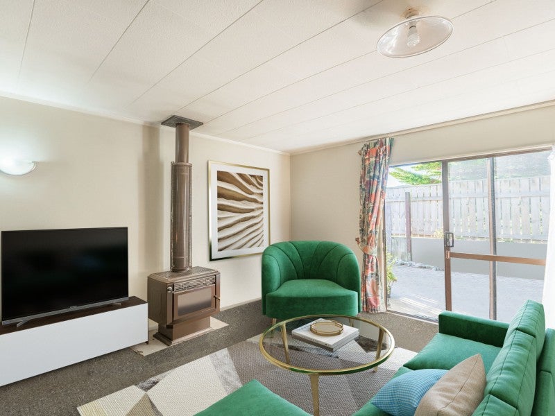 25 Margaret Road, Raumati Beach, Paraparaumu - Carousel 1