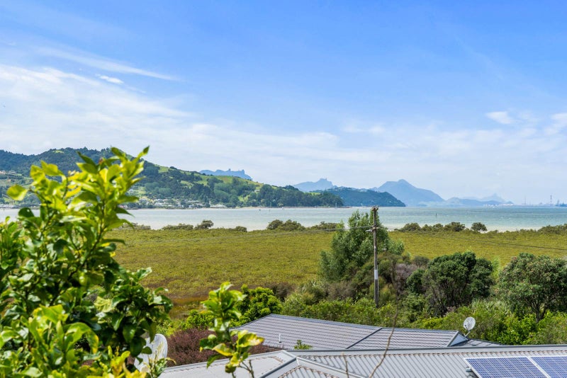 4 Seabreeze Place, Onerahi, Whangarei - Carousel 2