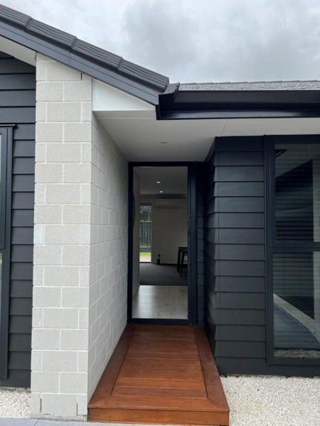 529 Mangorei Road, Highlands Park, New Plymouth - Carousel 2