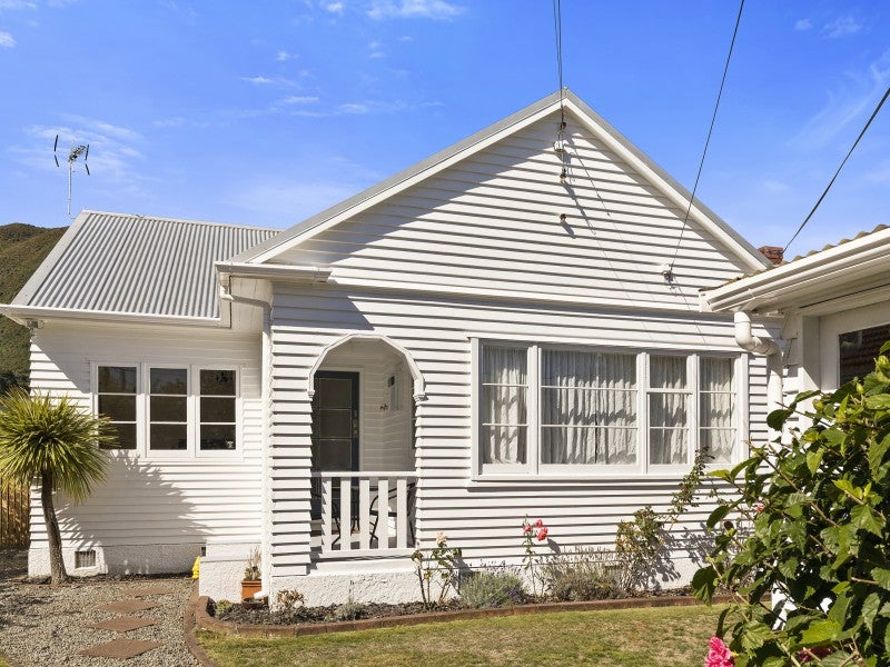 16 Bell Road, Waiwhetu, Lower Hutt - Carousel 1