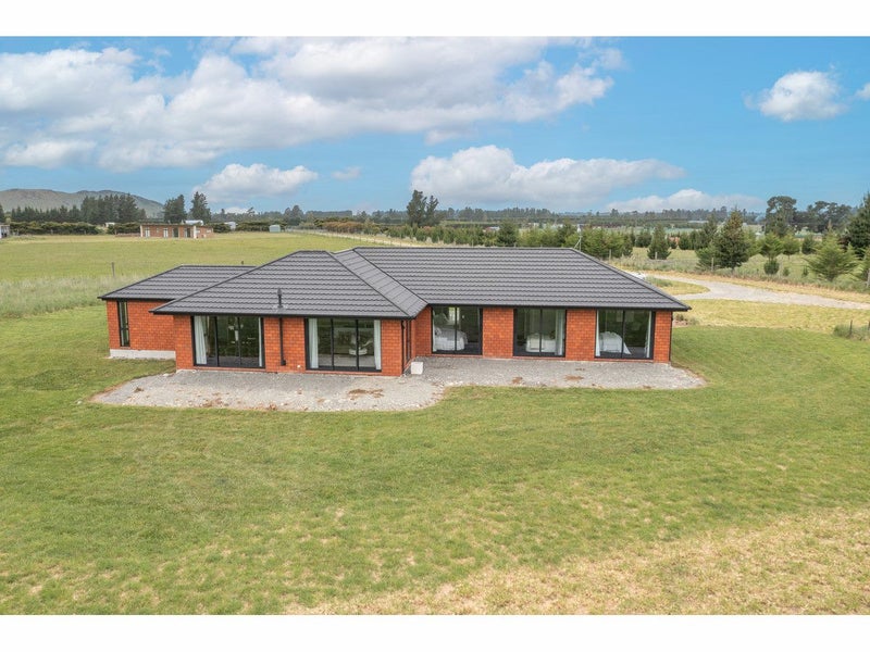 75 Browns Rock Road, Burnt Hill, Oxford - Carousel 2