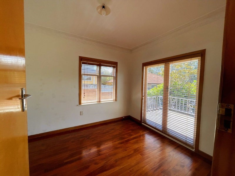 223 Lake Road, Belmont, Auckland - Carousel 15
