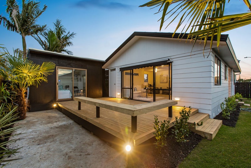 1/32 Coombe Avenue, Otara, Auckland - Carousel 1