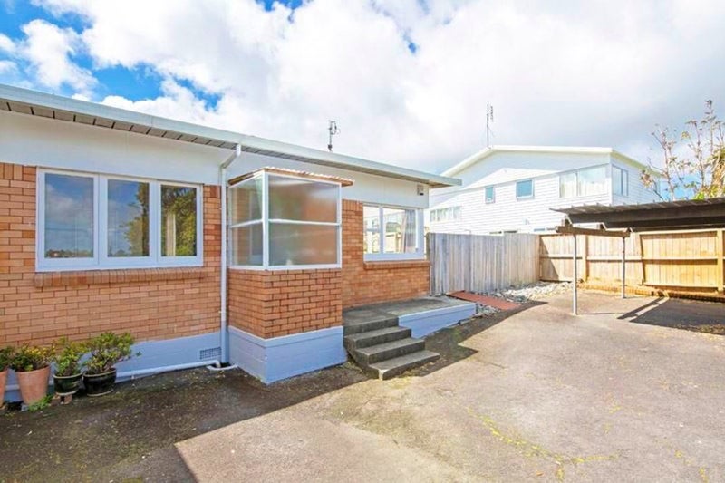 1/33 Rodney Street, Howick, Auckland - Carousel 2