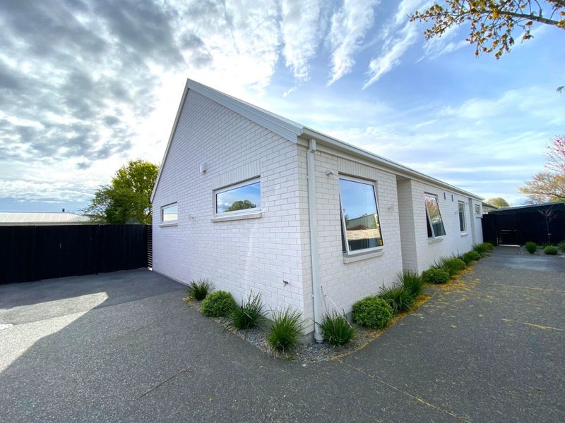 3/27 Radnor Street, St Albans, Christchurch - Carousel 1