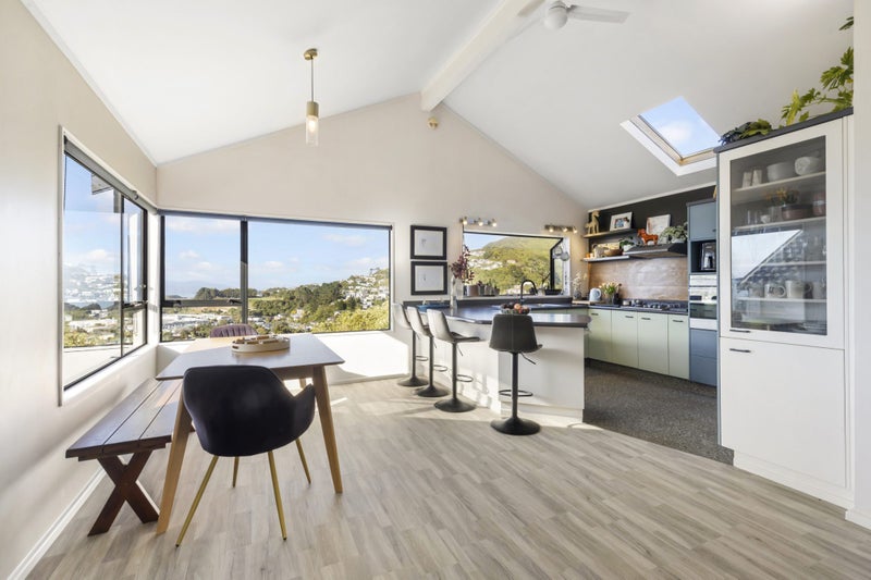 7 Meadowcroft Grove, Johnsonville, Wellington - Carousel 1