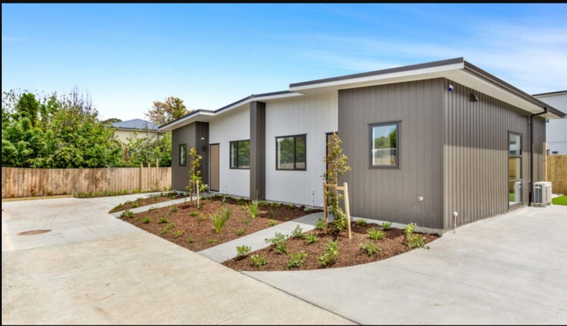23A Ventura Street, Mangere, Auckland - Carousel 1