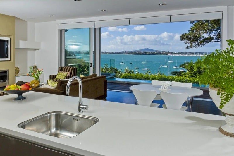 47A Princes Street, Northcote Point, Auckland - Carousel 2