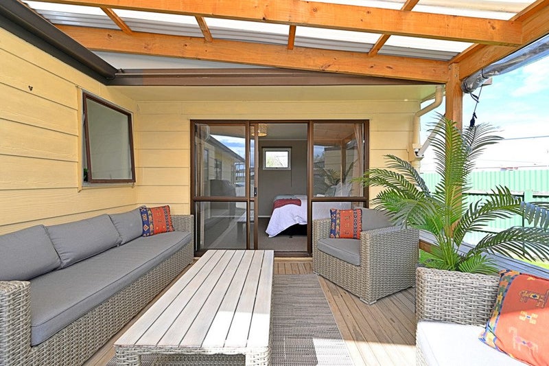 31 Gilmour Place, Taradale, Napier - Carousel 1
