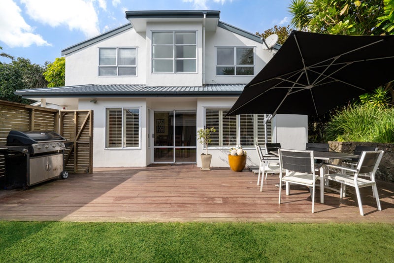 23A Reimers Avenue, Mount Eden, Auckland - Carousel 1