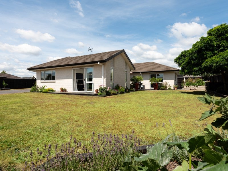 23 Mortlake Heights, Pyes Pa, Tauranga - Carousel 2