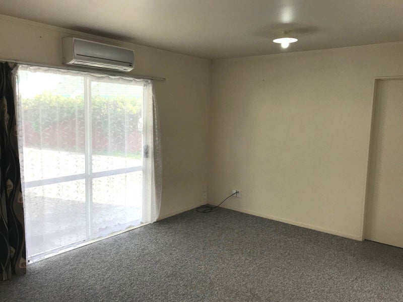 17 Heathridge Place, Burswood, Auckland - Carousel 8