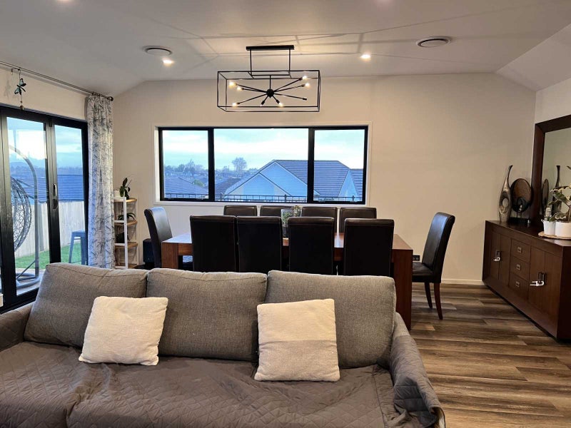 36 Rose Berry Crescent, Flagstaff, Hamilton - Carousel 47