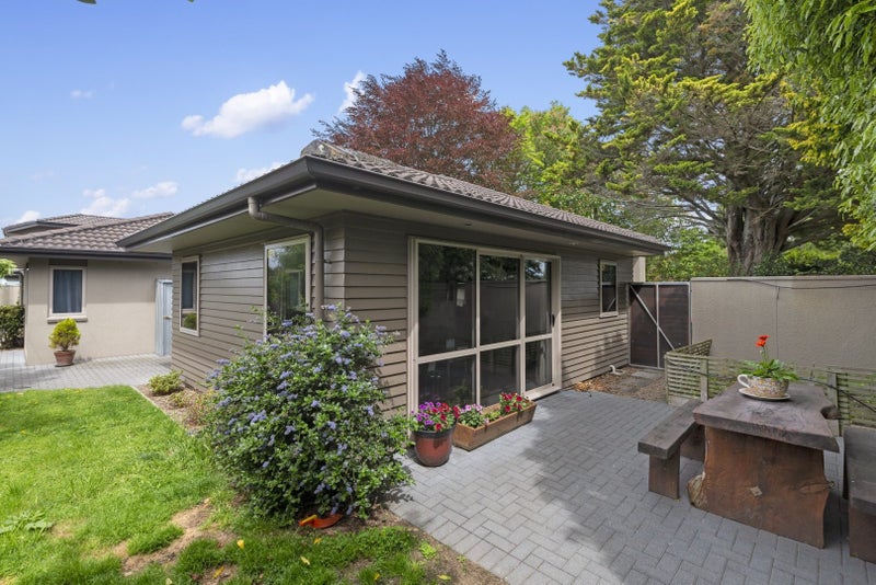 117A Kawaha Point Road, Kawaha Point, Rotorua - Carousel 1