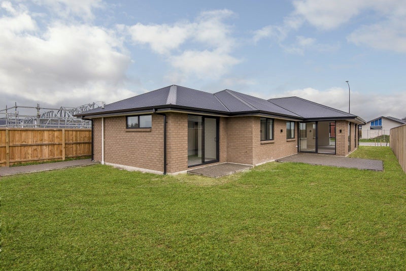 10 Chambers Avenue, Woodend, Woodend - Carousel 15