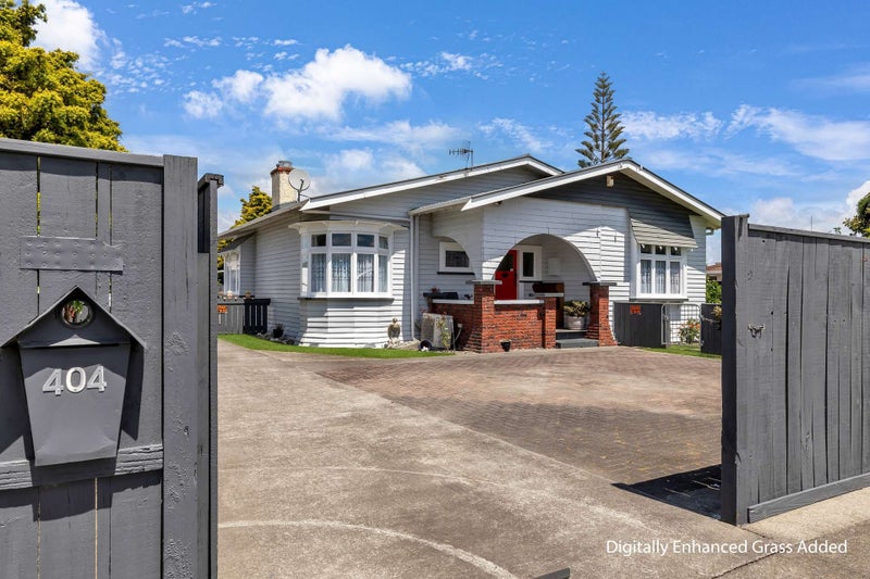 404 Tremaine Avenue, Takaro, Palmerston North - Carousel 1