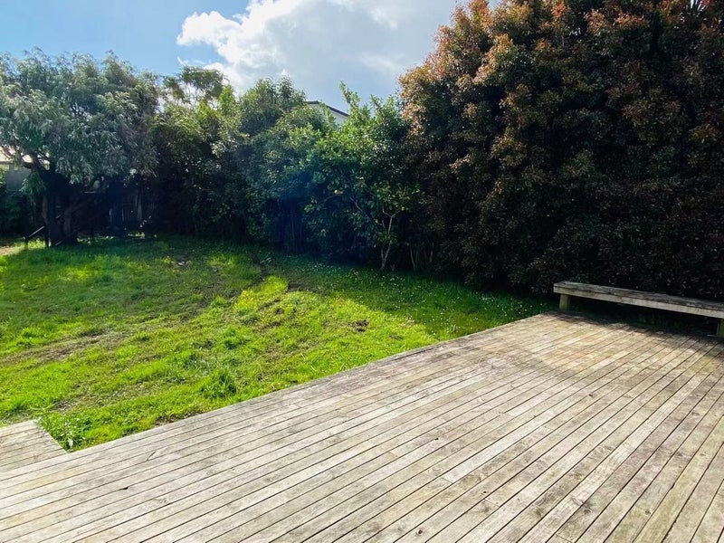 65 Castledine Crescent, Glen Innes, Auckland - Carousel 10