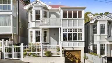 58 Hawker Street, Mount Victoria, Wellington - Carousel 1