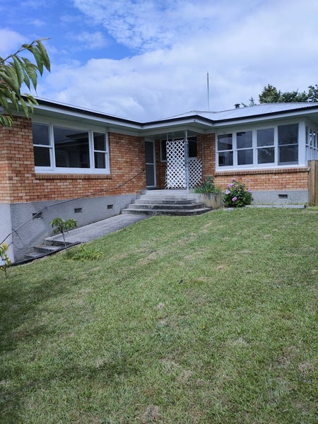 50 Reservoir Street, Putāruru - Carousel 1