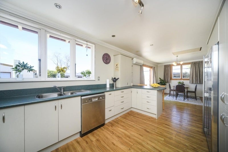 131 Cook Street, West End, Palmerston North - Carousel 2
