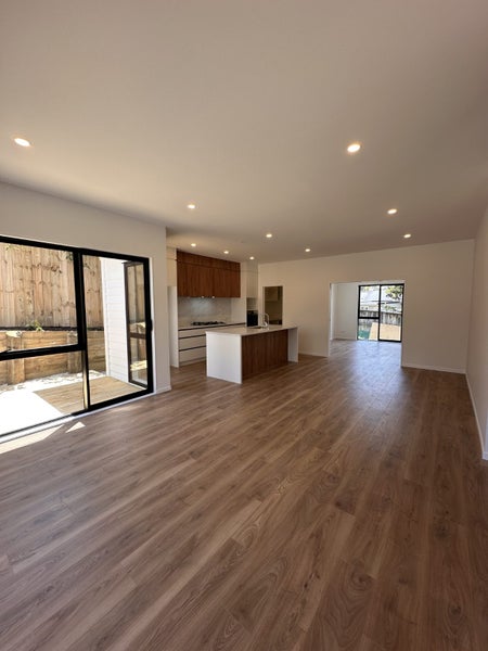 59B Totara Road, Te Atatū Peninsula, Auckland - Carousel 2
