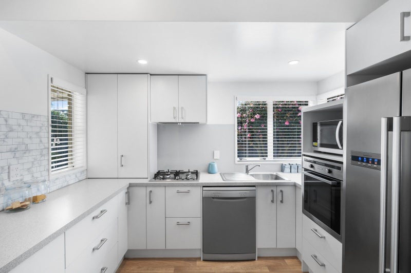 2/32 Rose Street, Somerfield, Christchurch - Carousel 2