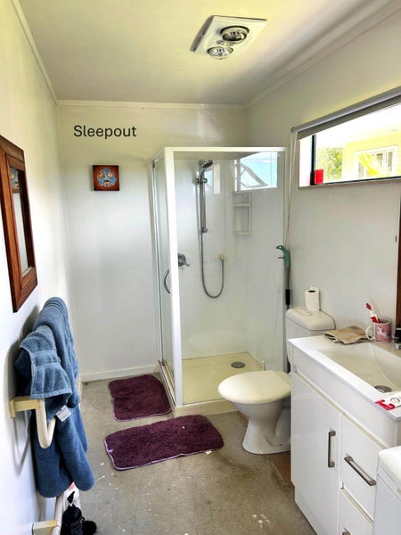 324 Taupaki Road, Henderson - Carousel 30