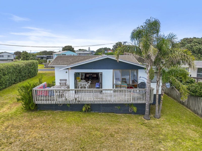13 Awatea Street, Mangawhai Heads, Mangawhai - Carousel 1