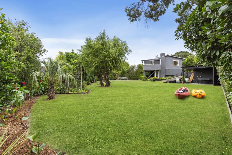21 Spencer Terrace, Hauraki, Auckland - Carousel 2