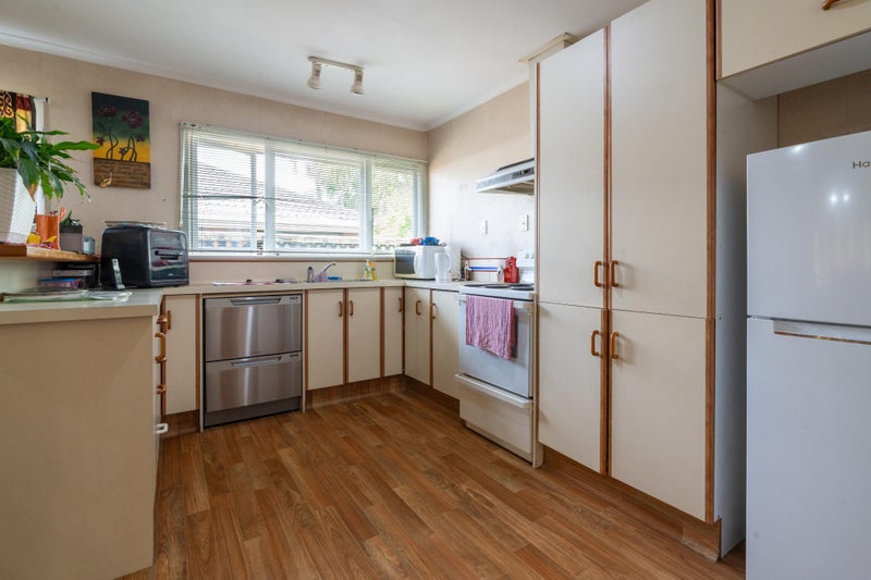 1/44 Division Street, Riccarton, Christchurch - Carousel 2