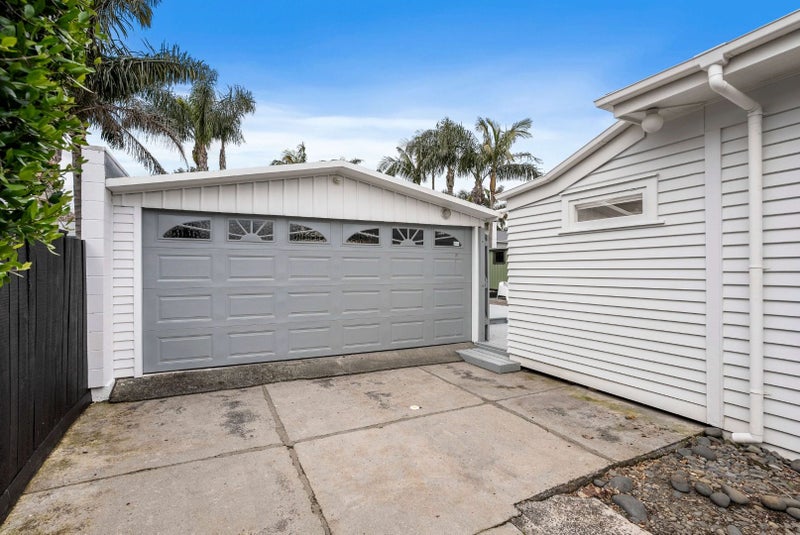 28 Harlston Road, Mount Albert, Auckland - Carousel 31