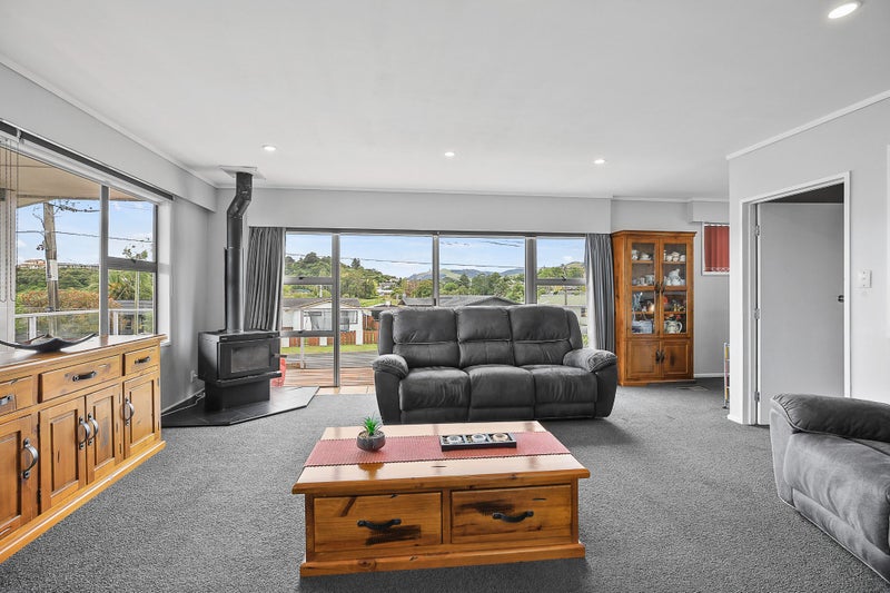 79 Station Road, Paeroa, Paeroa - Carousel 2