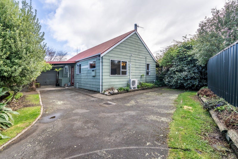 24 Iona Court, Strathern, Invercargill - Carousel 1