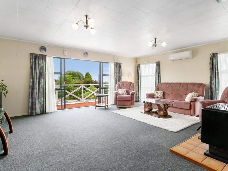 6 Hampstead Place, Richmond Heights, Taupo - Carousel 2