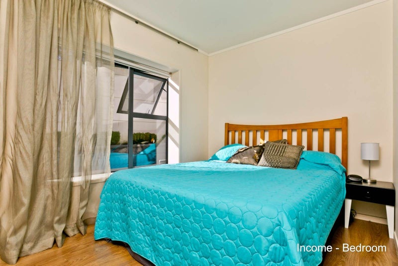 17 Ridgewood Crescent, Birkenhead, Auckland - Carousel 5