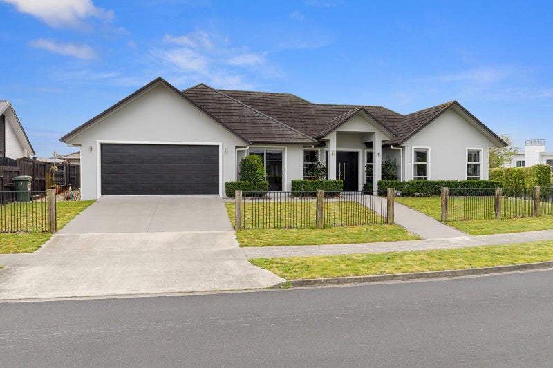 26 Roy Hilton Drive, Flagstaff, Hamilton - Carousel 1